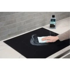 Środek do czyszczenia płyt grzewczych Electrolux Vitro Care